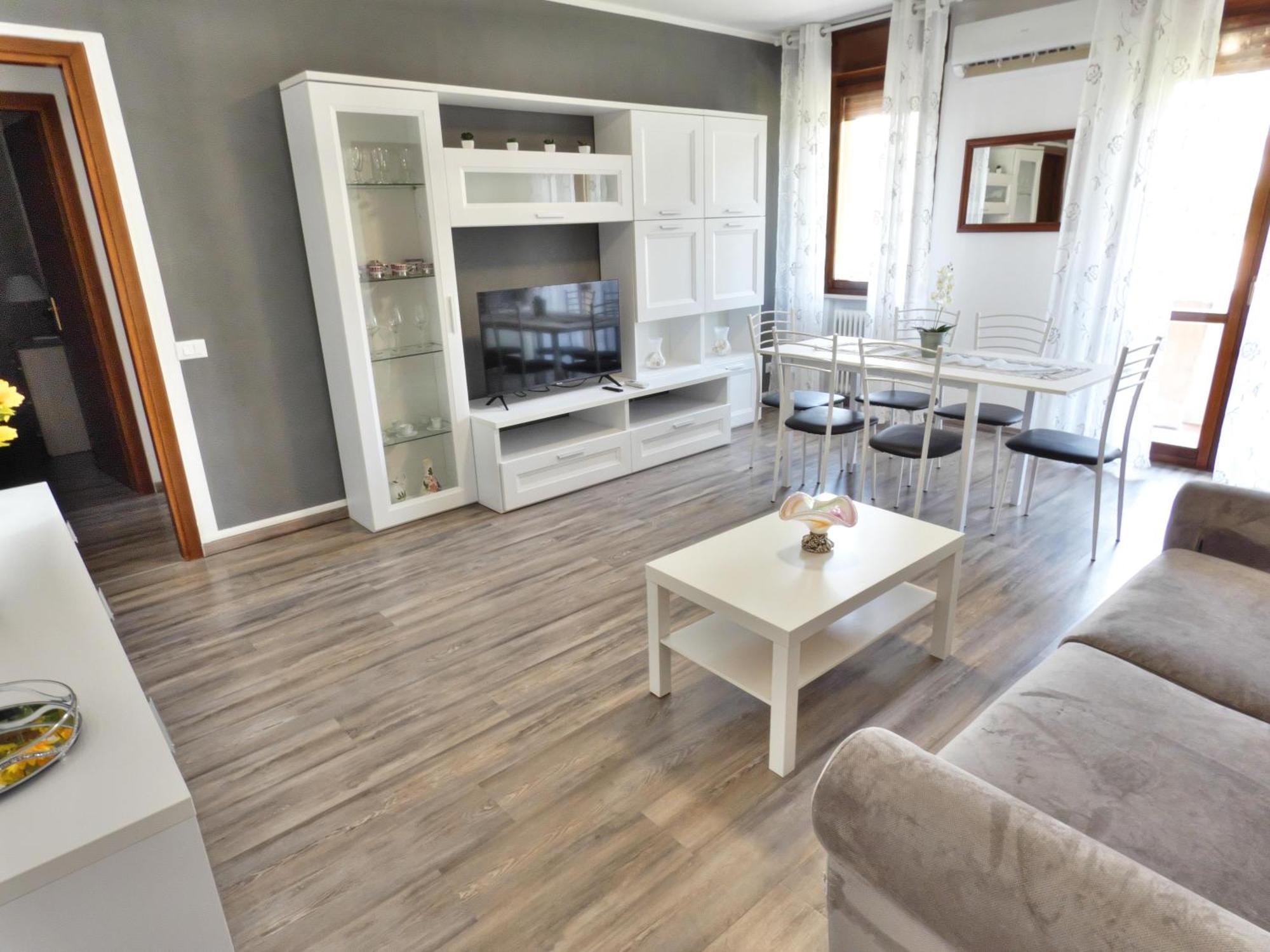 Welcome House Desenzano Center Apartment Desenzano del Garda Exterior photo